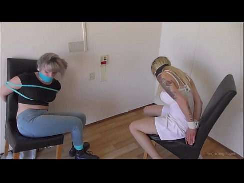 ❤️ Zasvojena / zvezana in z usti / deklica v stiski ❤ Porn video pri nas ️❤